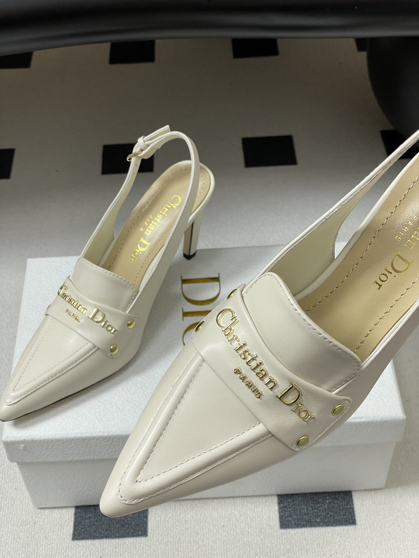 UA D10r Boy Slingback Pump 8.5cm Heel