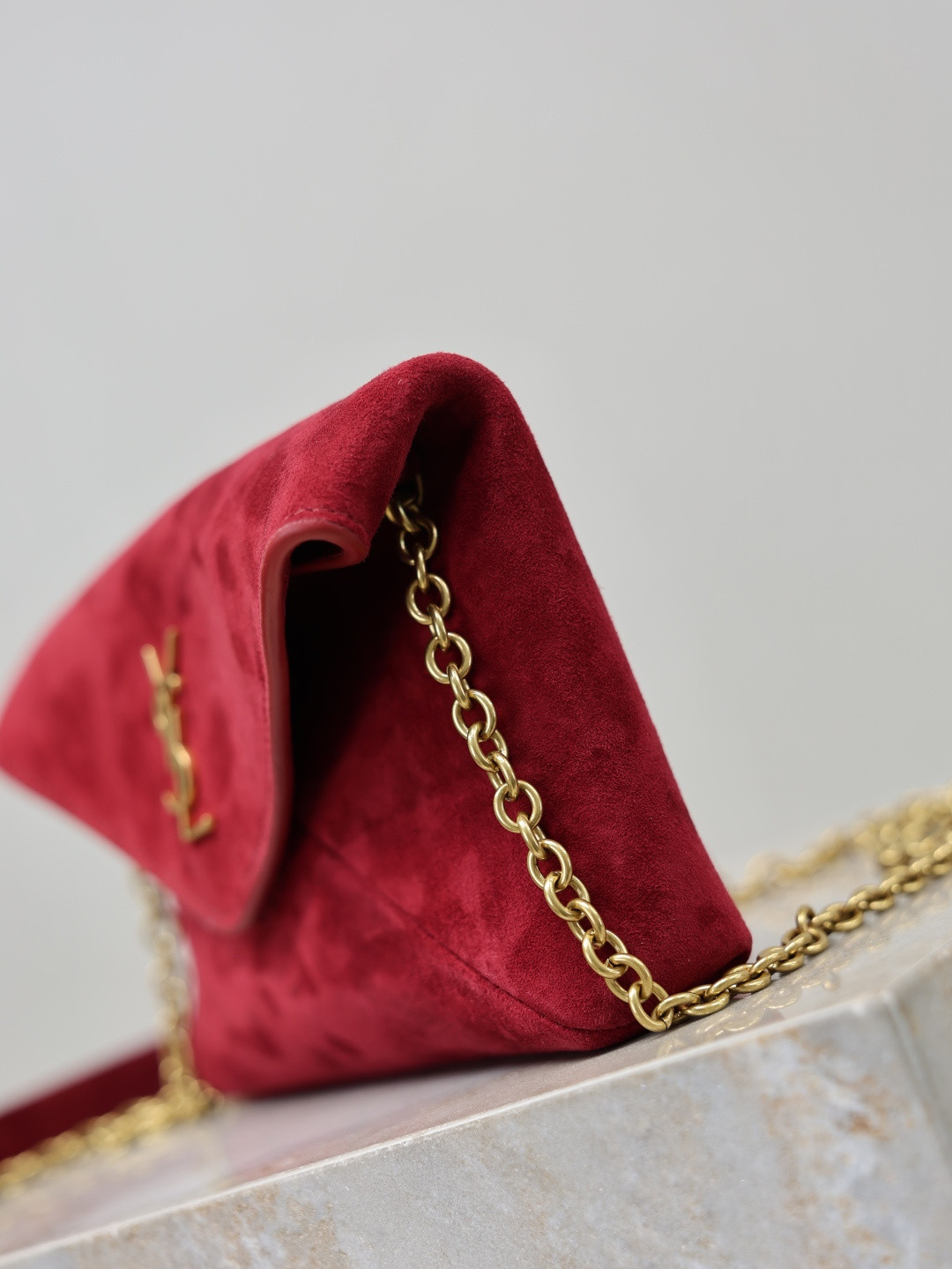 Y51 CASSANDRE Chain Clutch 19x12x3cm