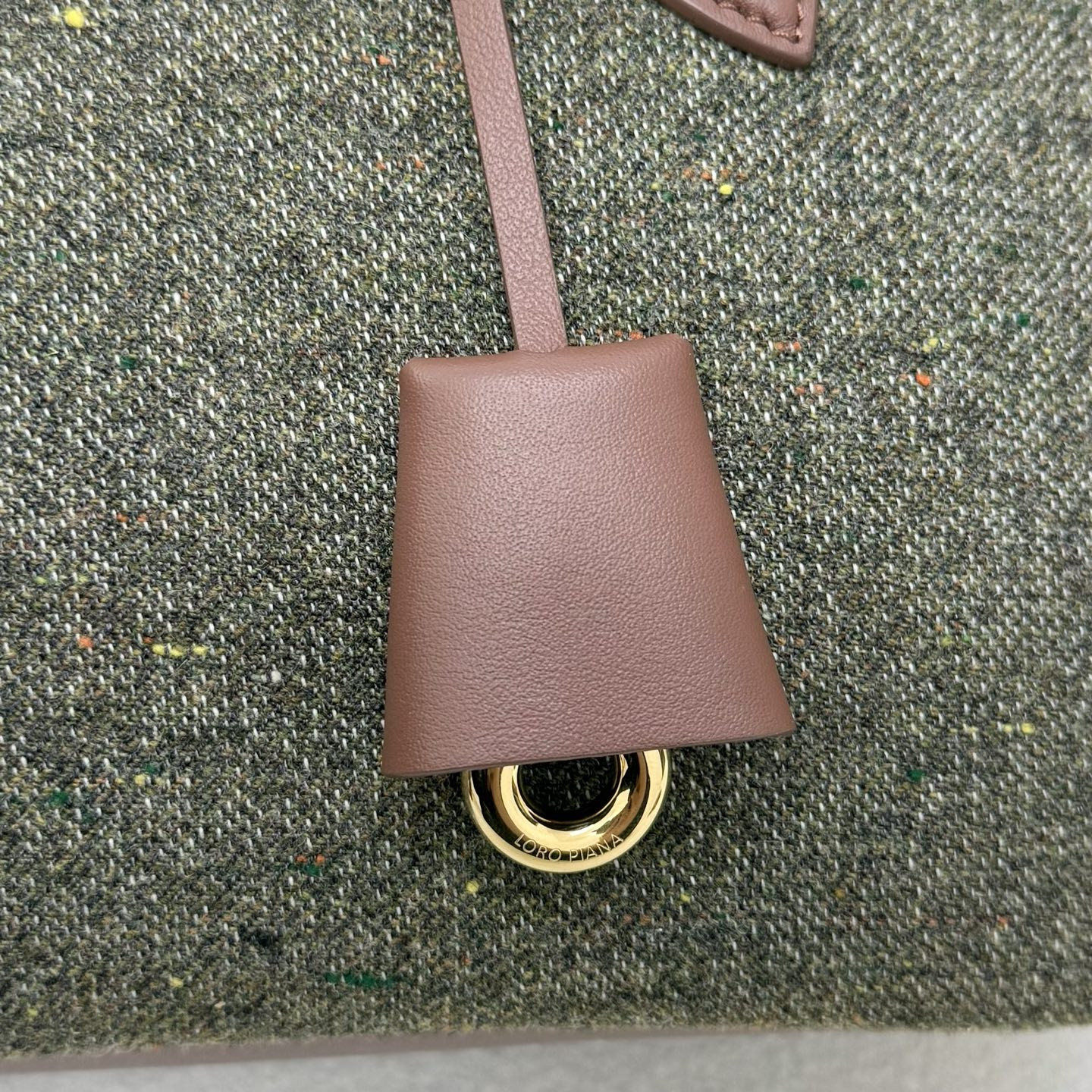 L0r0 P1ana Small Needle Bag 31x15x16cm