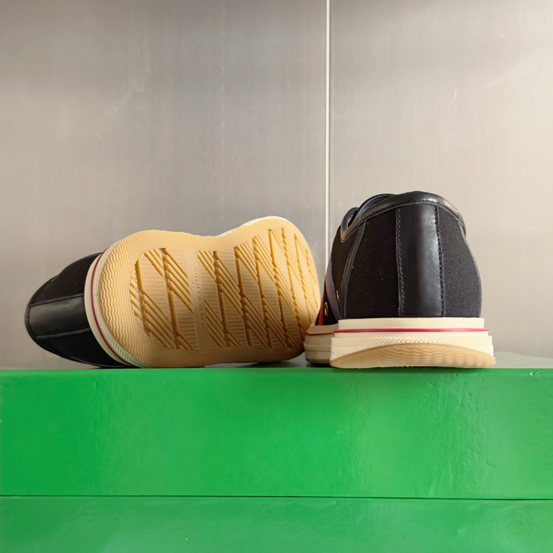 ua b0tt*ga Ven*ta eliot sneaker