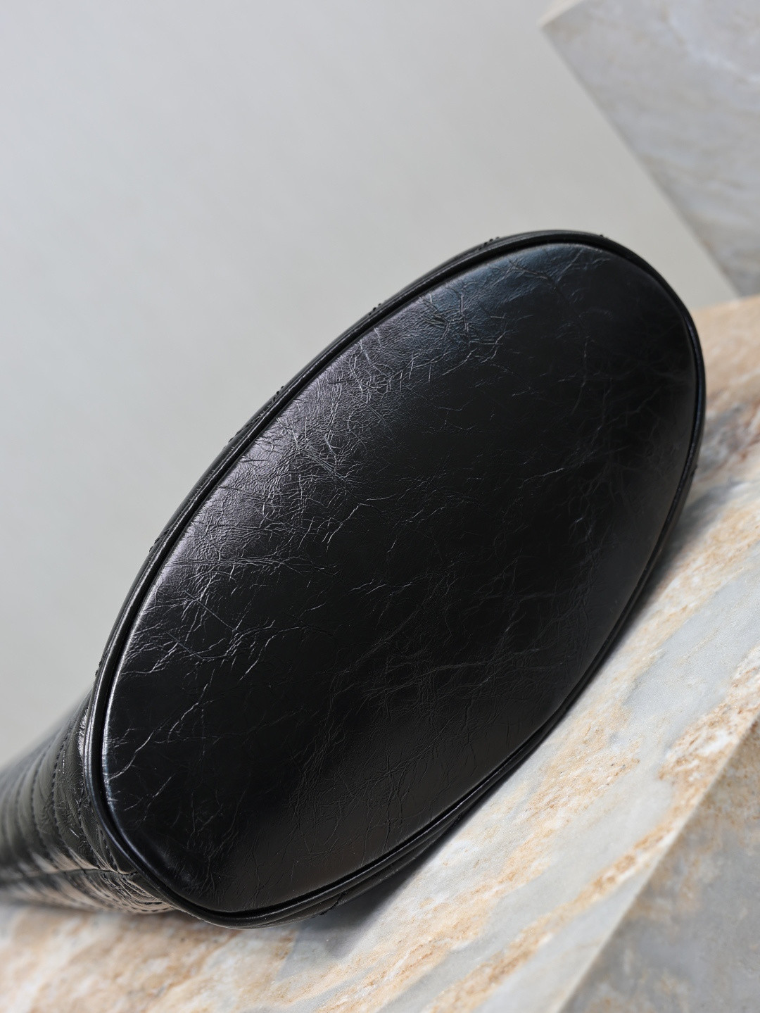 YSL NIKI Supple Bucket 33x16x40cm