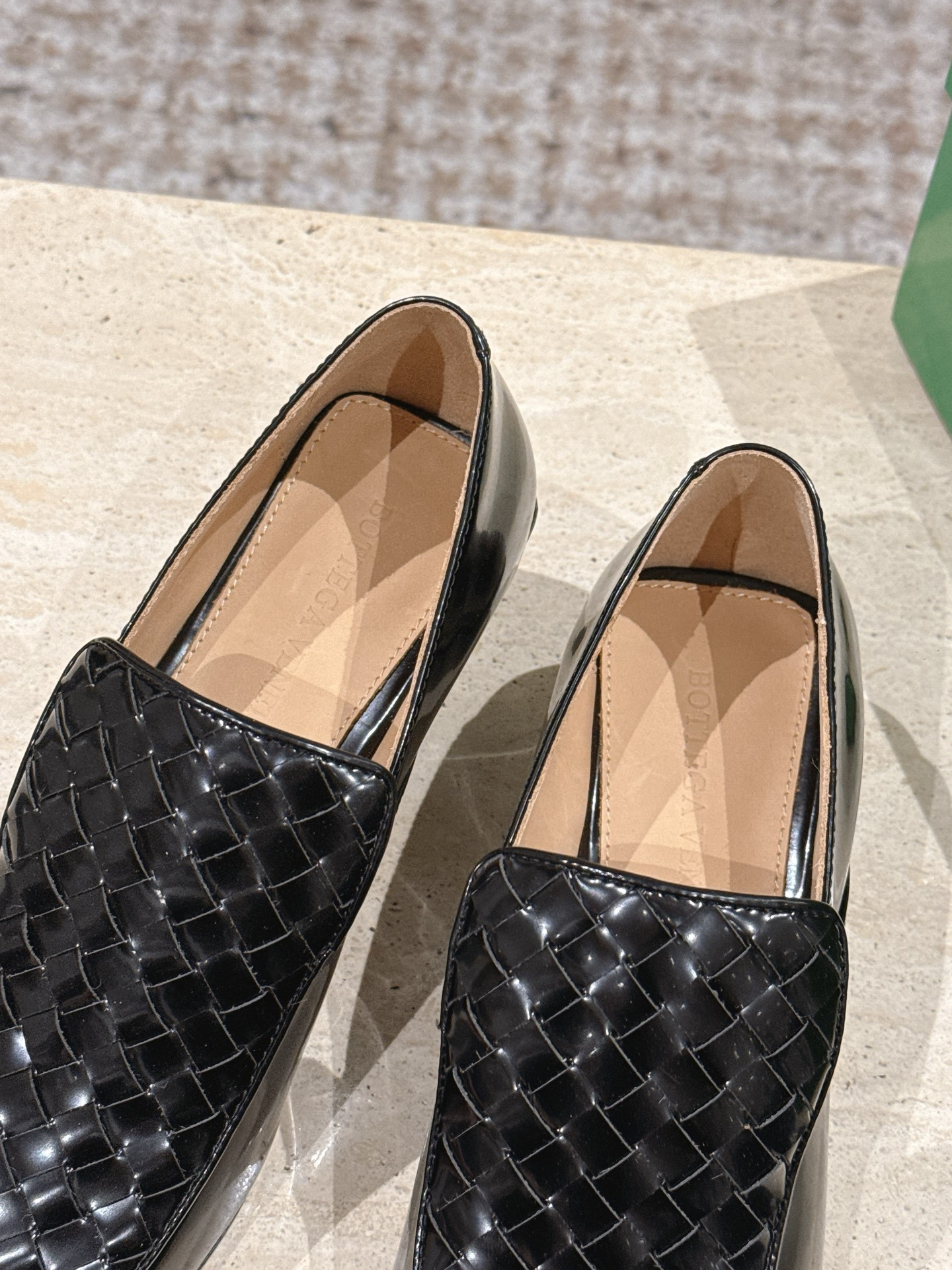 ua b0tt*ga Ven*ta ventura loafer