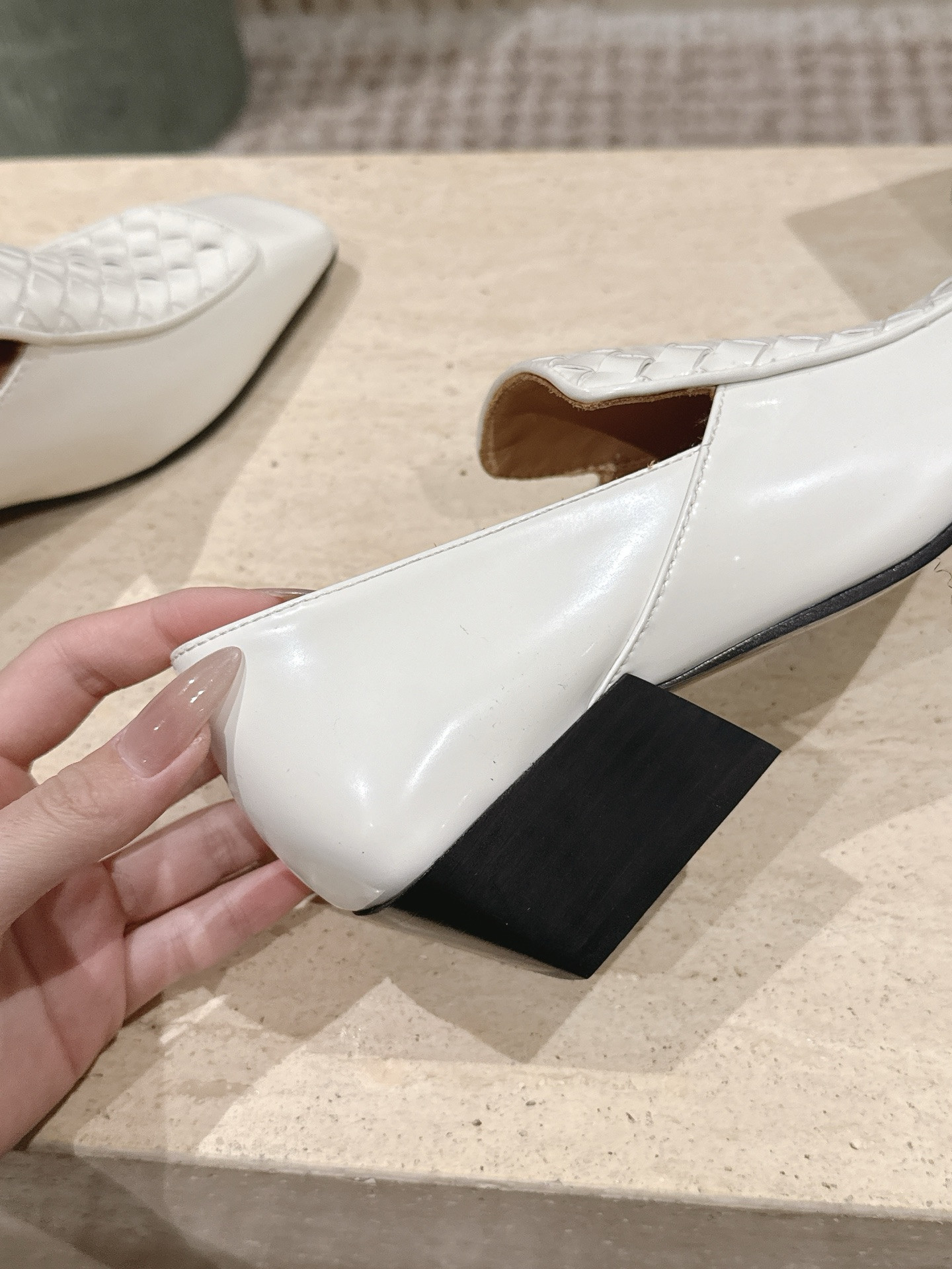 ua b0tt*ga Ven*ta ventura loafer
