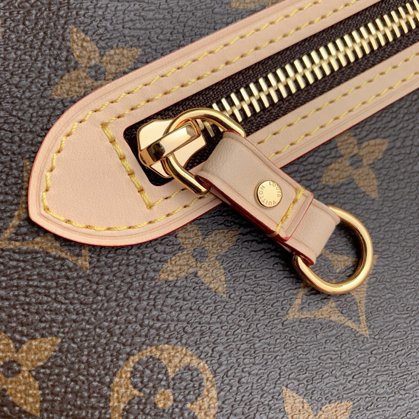 LV Lineup M27335 34.5x26x13cm