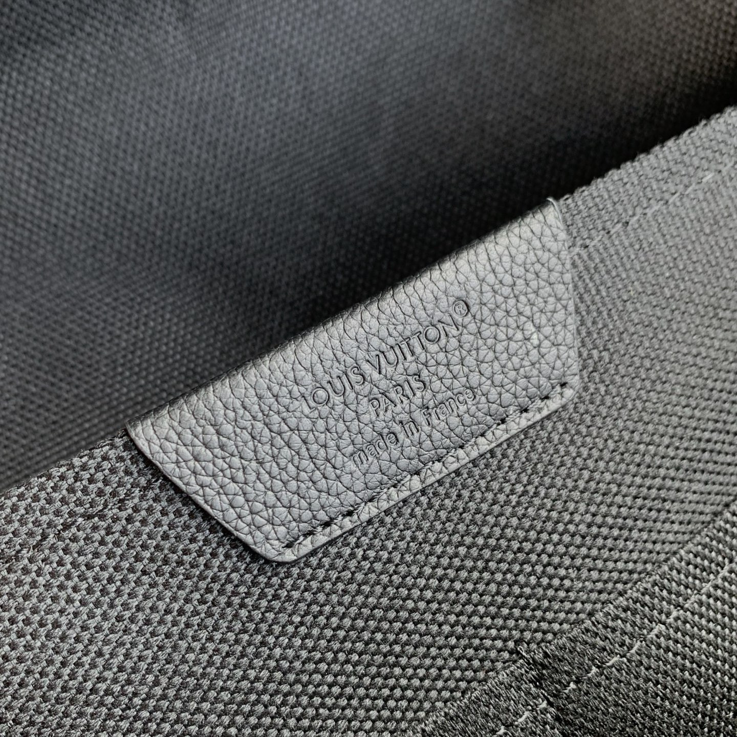 LV DISCOVERY CARGO Backpack M26765 39x19x30cm