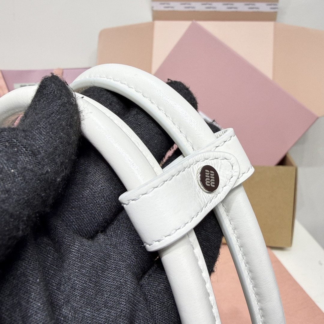 Miu Miu Motorcycle Bag 5BA327 27x22x13cm