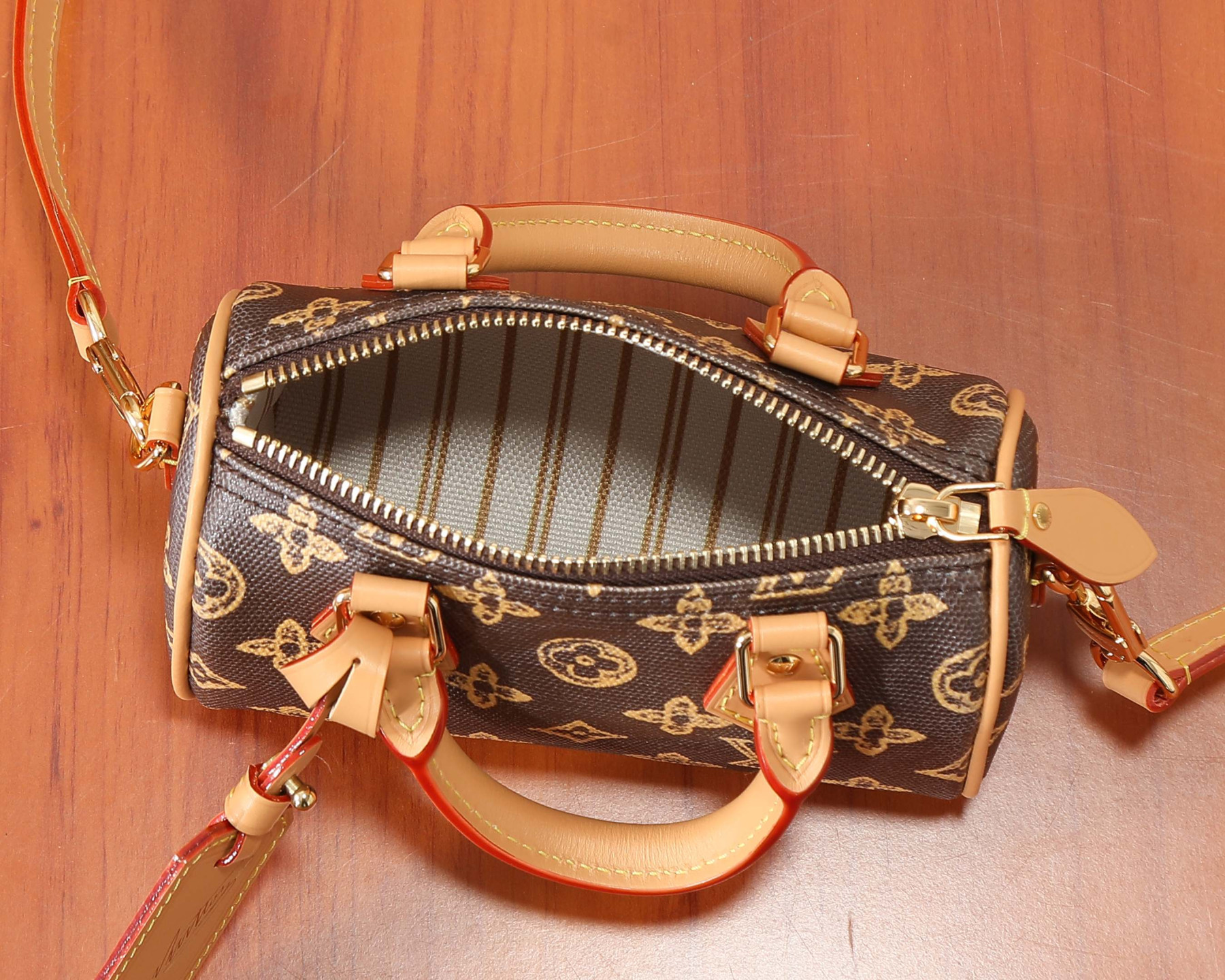 LV NANO SPEEDY Handbag M27610 10x7.5x16cm