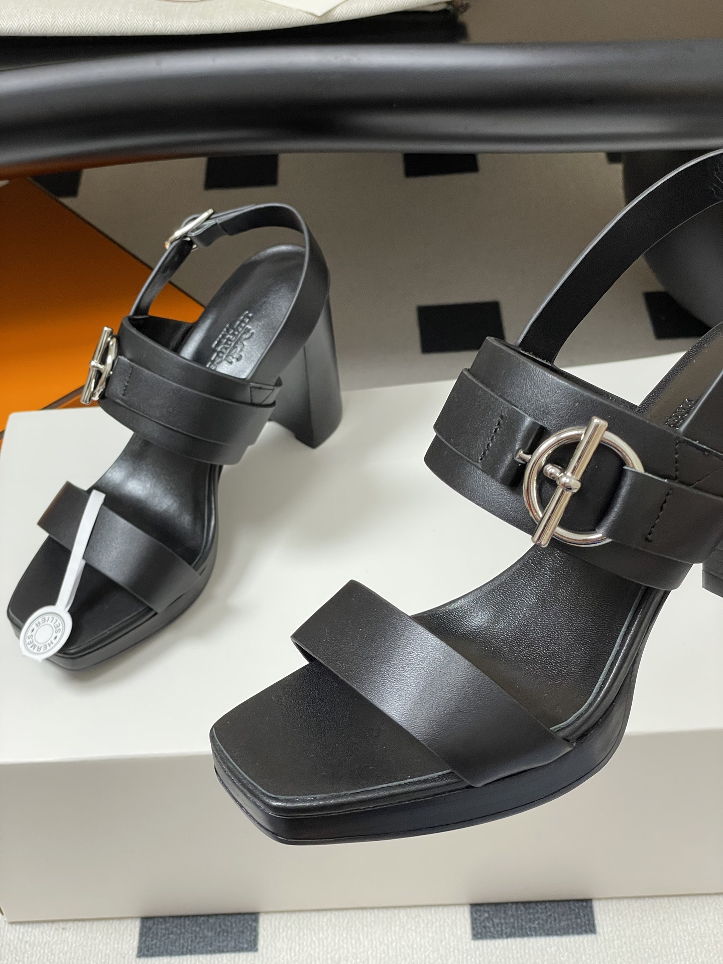 UA Hermès Keen 90 Sandal