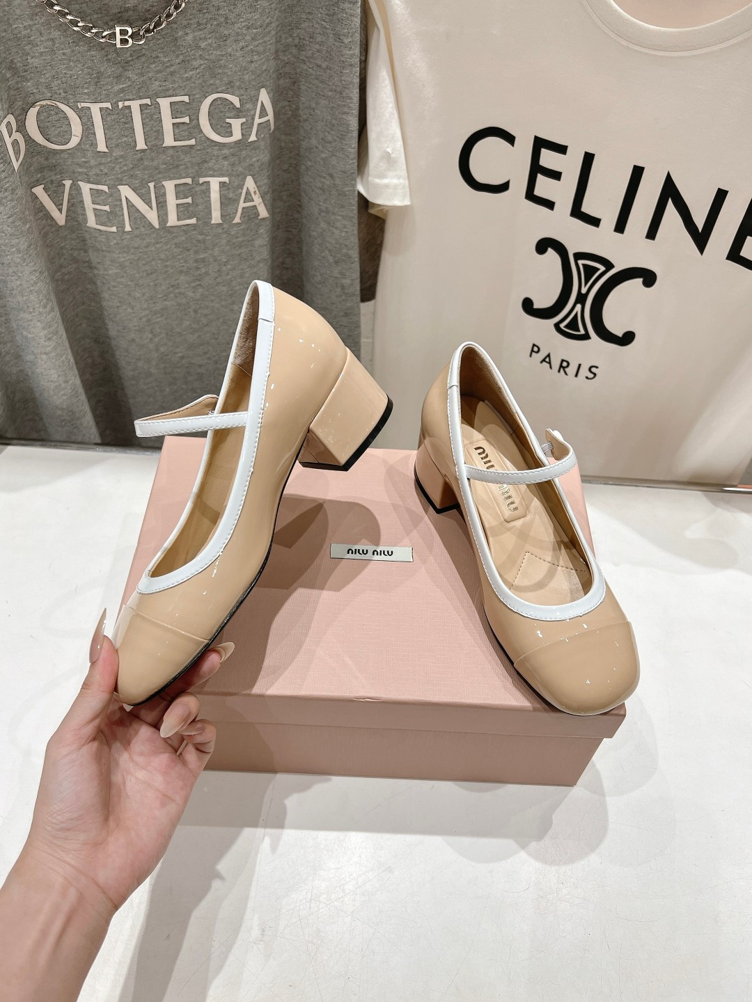 UA Miu Miu Patent Leather Mary Jane Pumps 4.5cm Heel