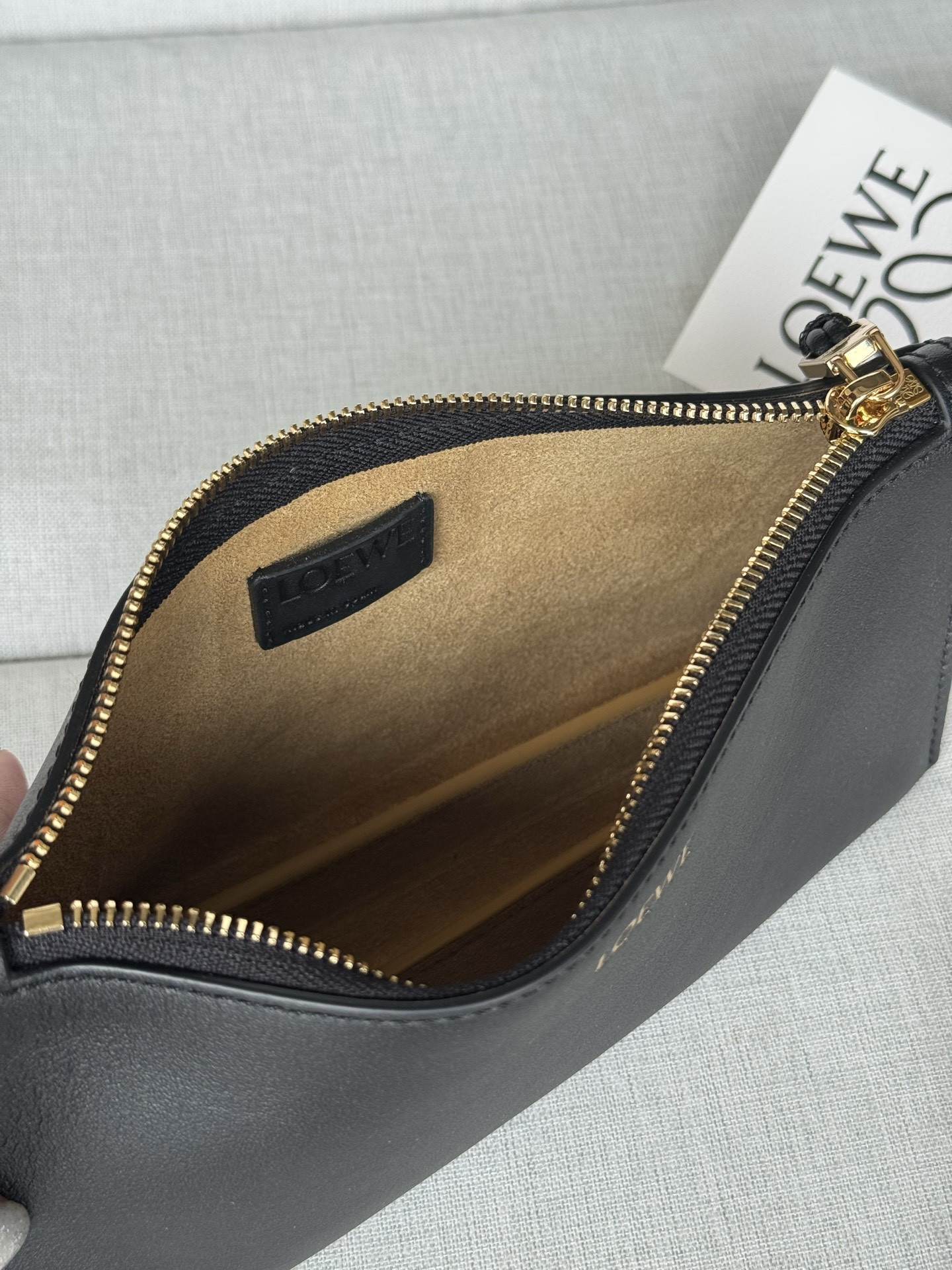 L0ew* joya pouch 11x22x6cm