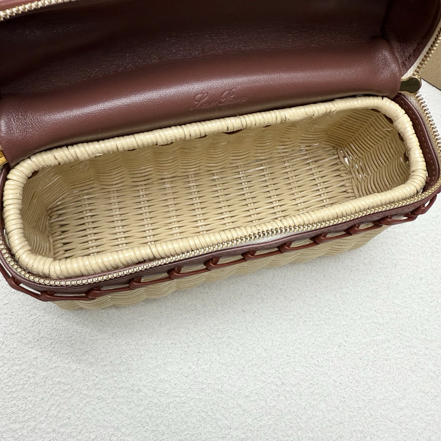 L0r0 P1ana extra pocket l19 wicker bag 19 x 11.5 x 7cm