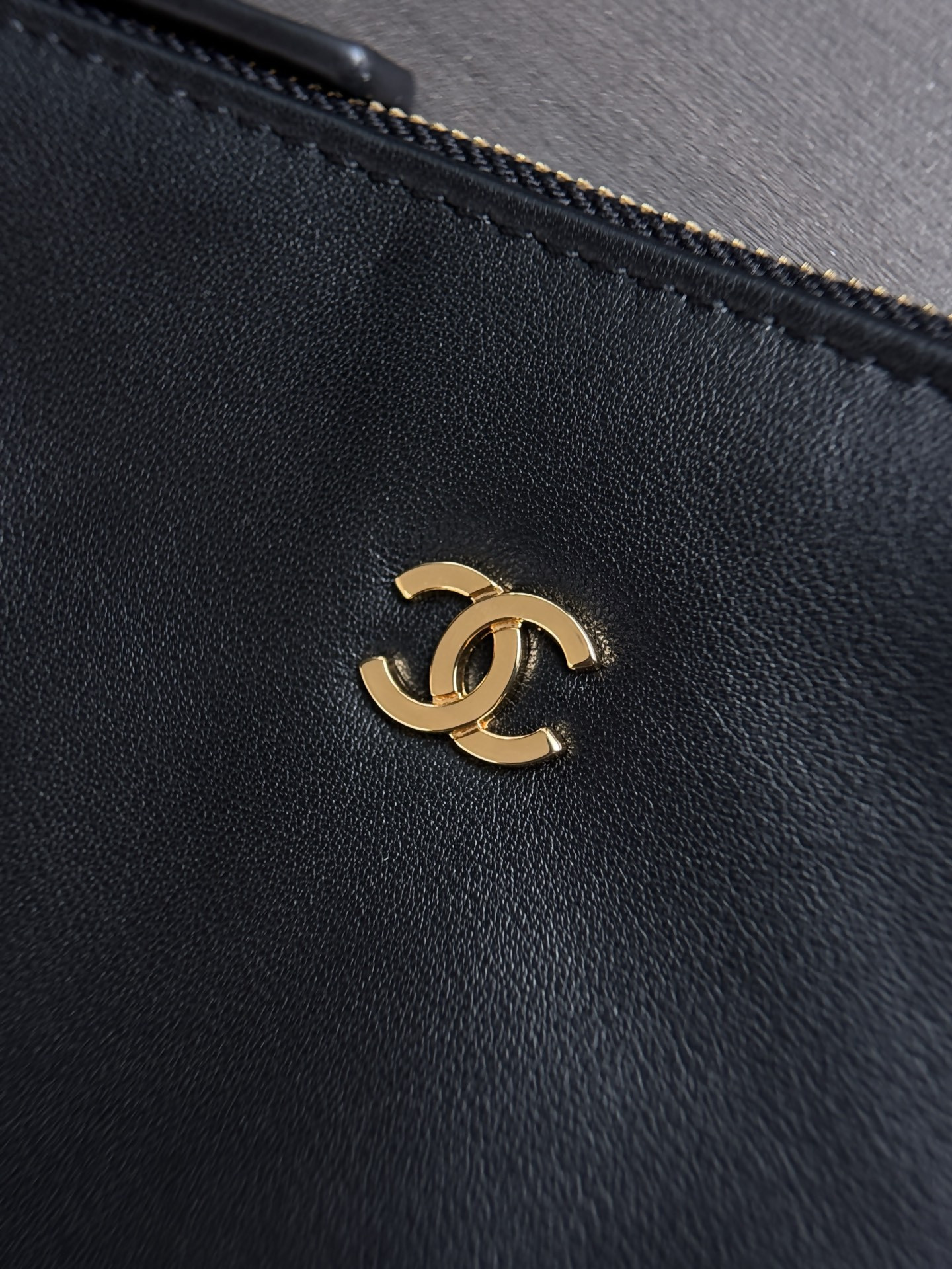 Ch**el Flap Bag AS6157 21x14x6cm