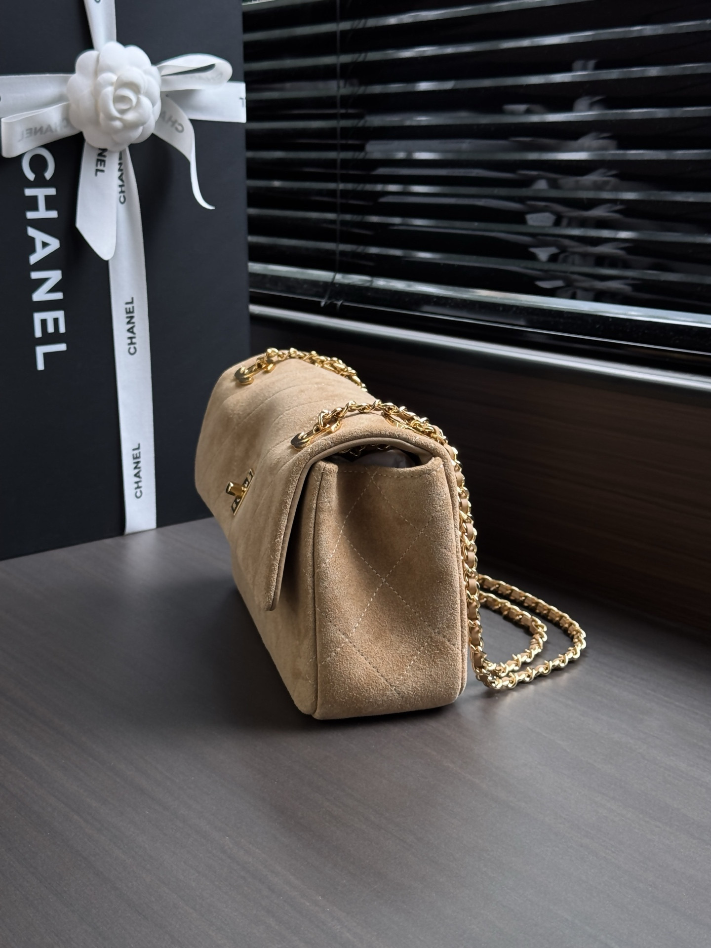Ch**el Flap Bag AS6417 15x25.5x8cm