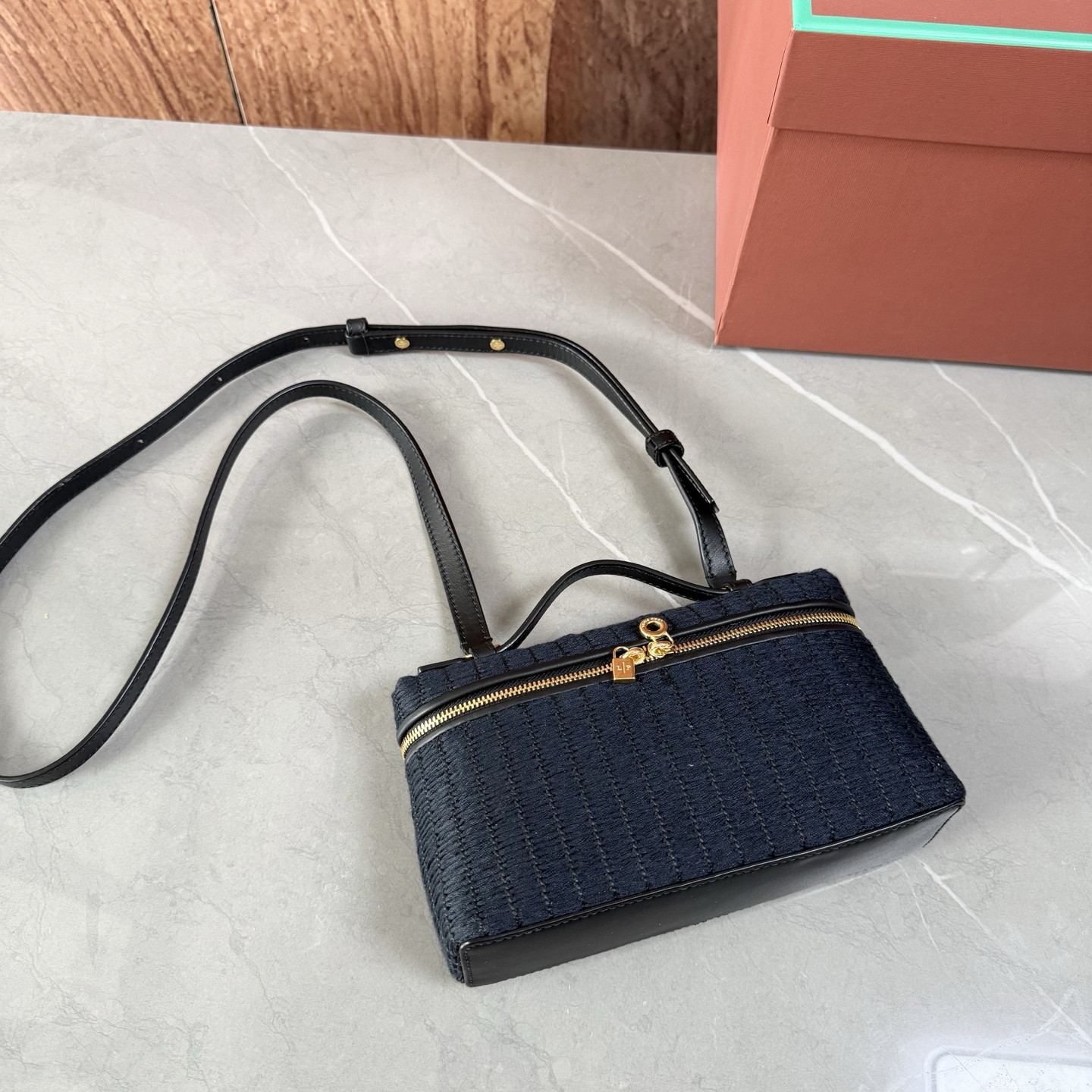 L0r0 P1ana Extra Pocket L19 Deep Blue 11 x 19 x 6.5 cm