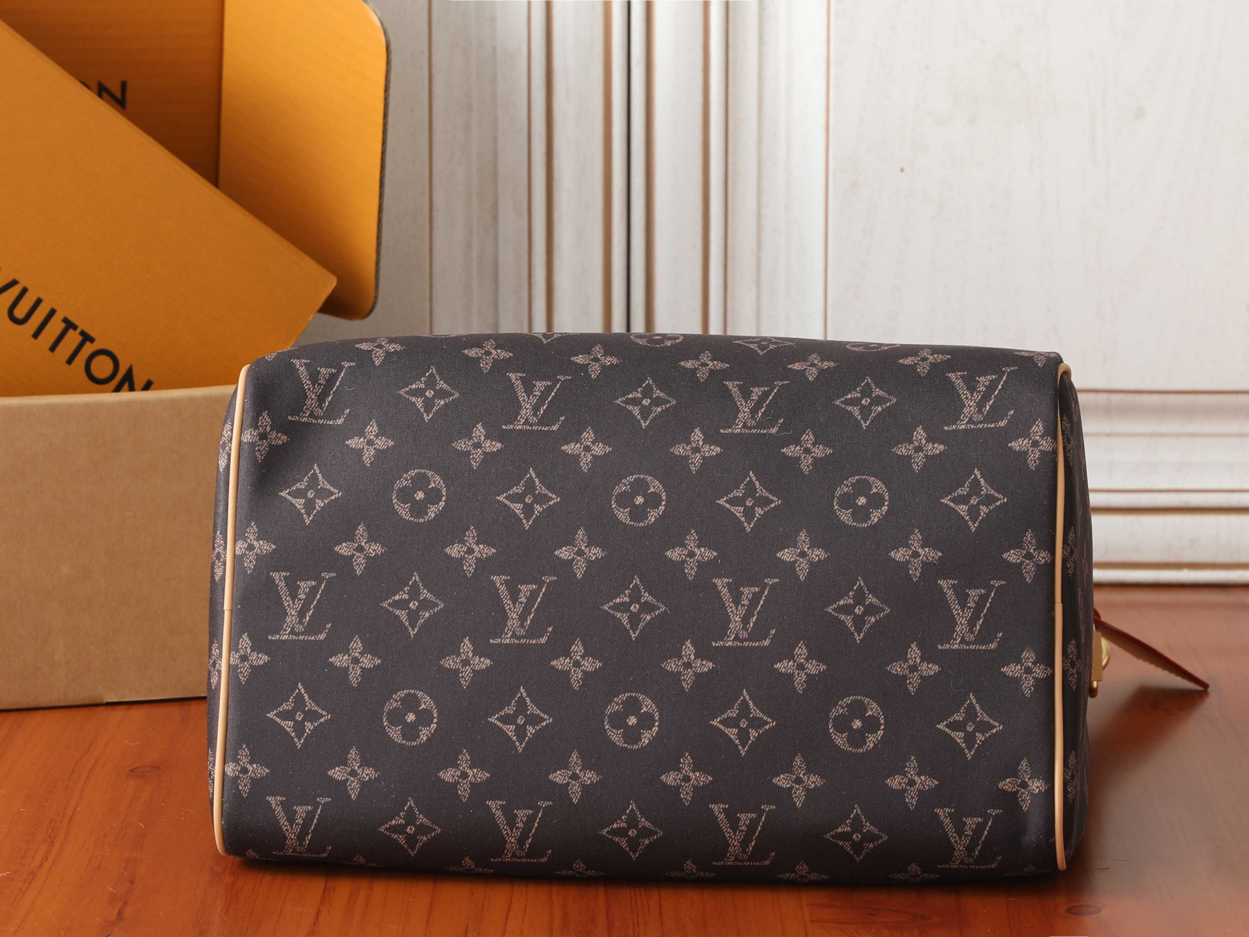 LV Speedy 30 Bandoulière L0vis Vvtt0n Silk Tech M2A454 34x22x19cm