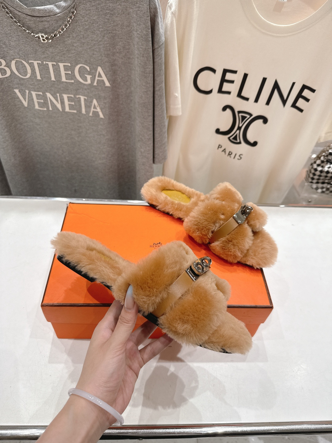 UA H**me5 Chypre Sandals