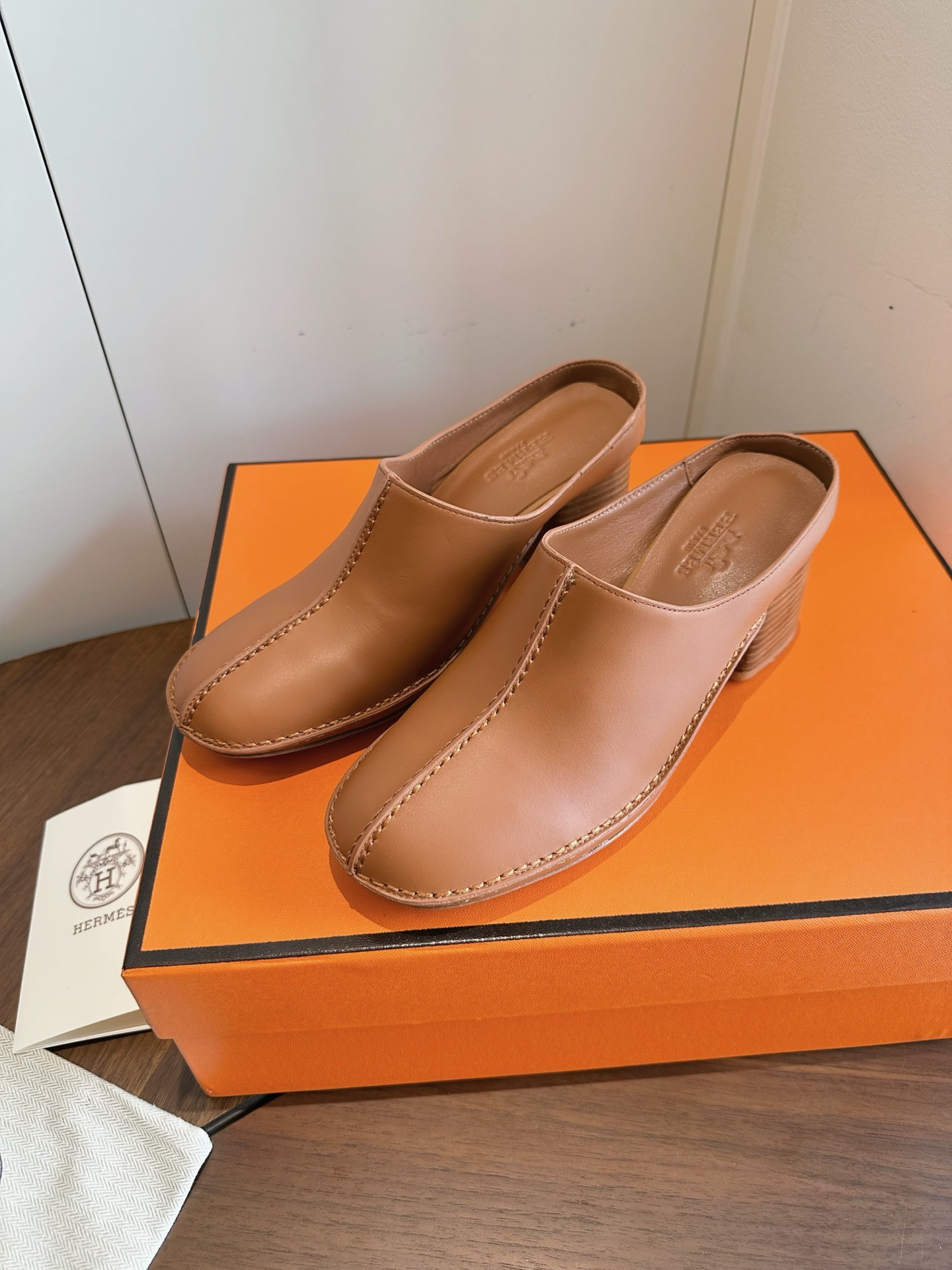 UA H**me5 Mystery Mule