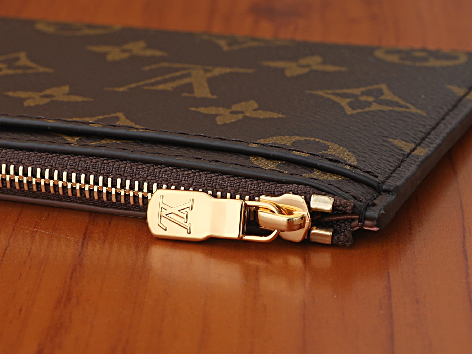 LV Wallet On Chain Trotter M27242 21.5 x 12.5 x 3 cm