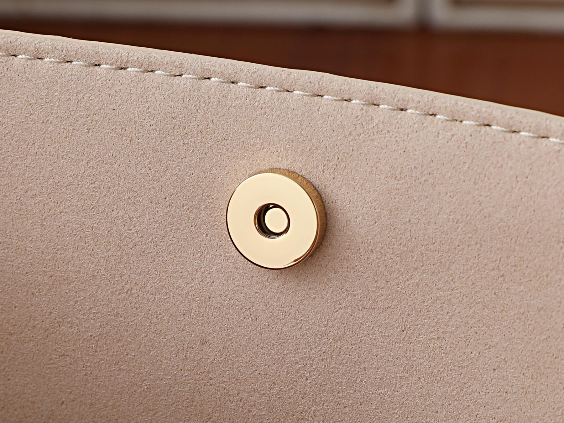 LV All In MM M2A030 21 x 24 x 16 cm