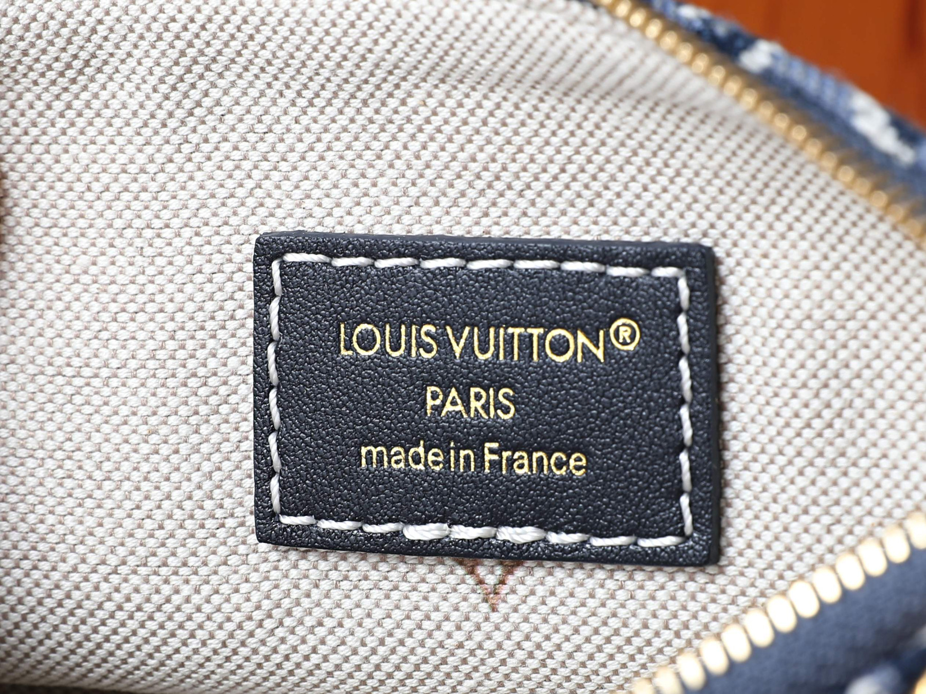 LV CarryAll PM M2A184 29 x 24 x 12 cm