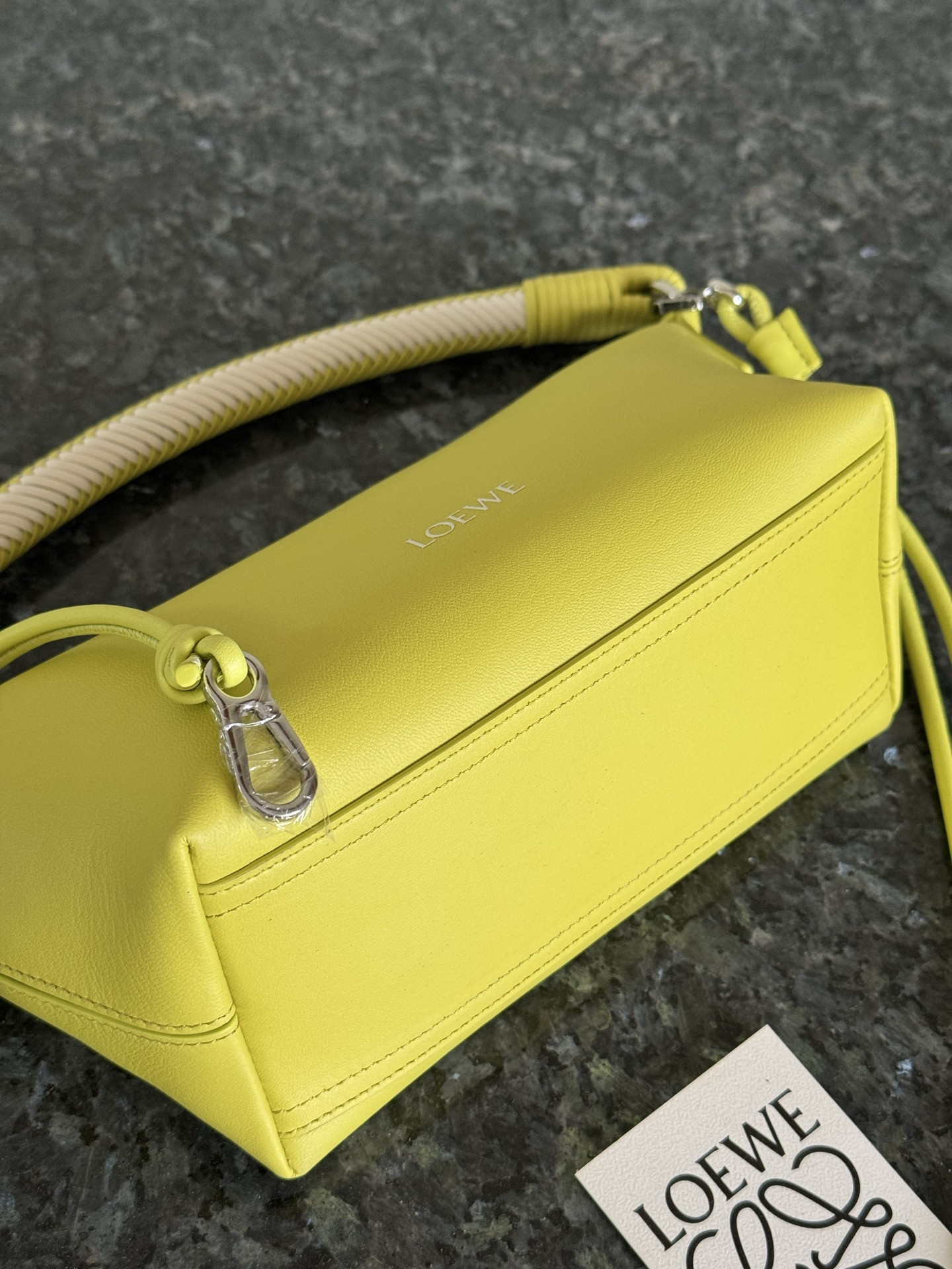 L0ew* Cala Mini Bag in Mellow Nappa Lambskin 13x26x10cm