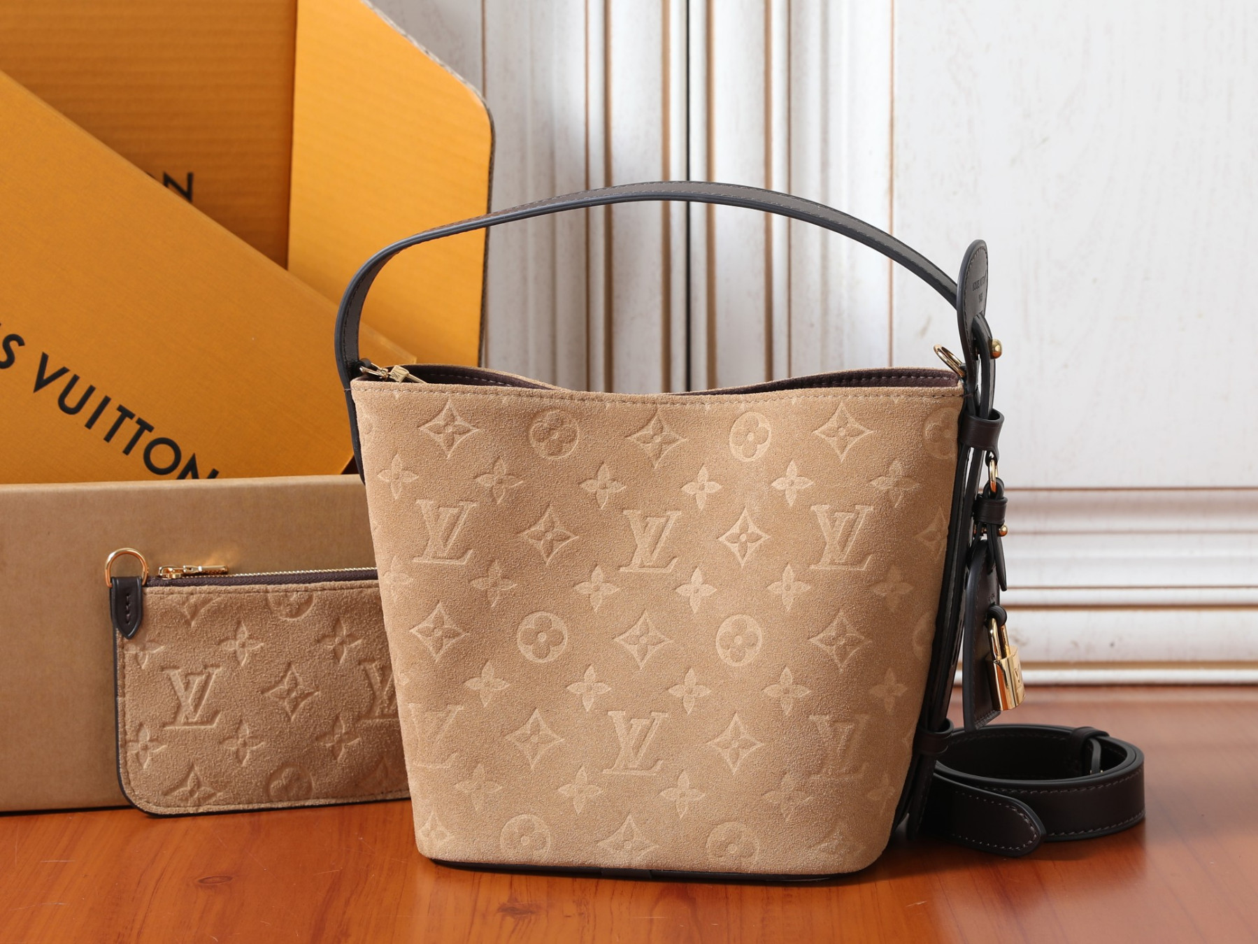 LV All in BB M29834 16 x 18 x 12 cm