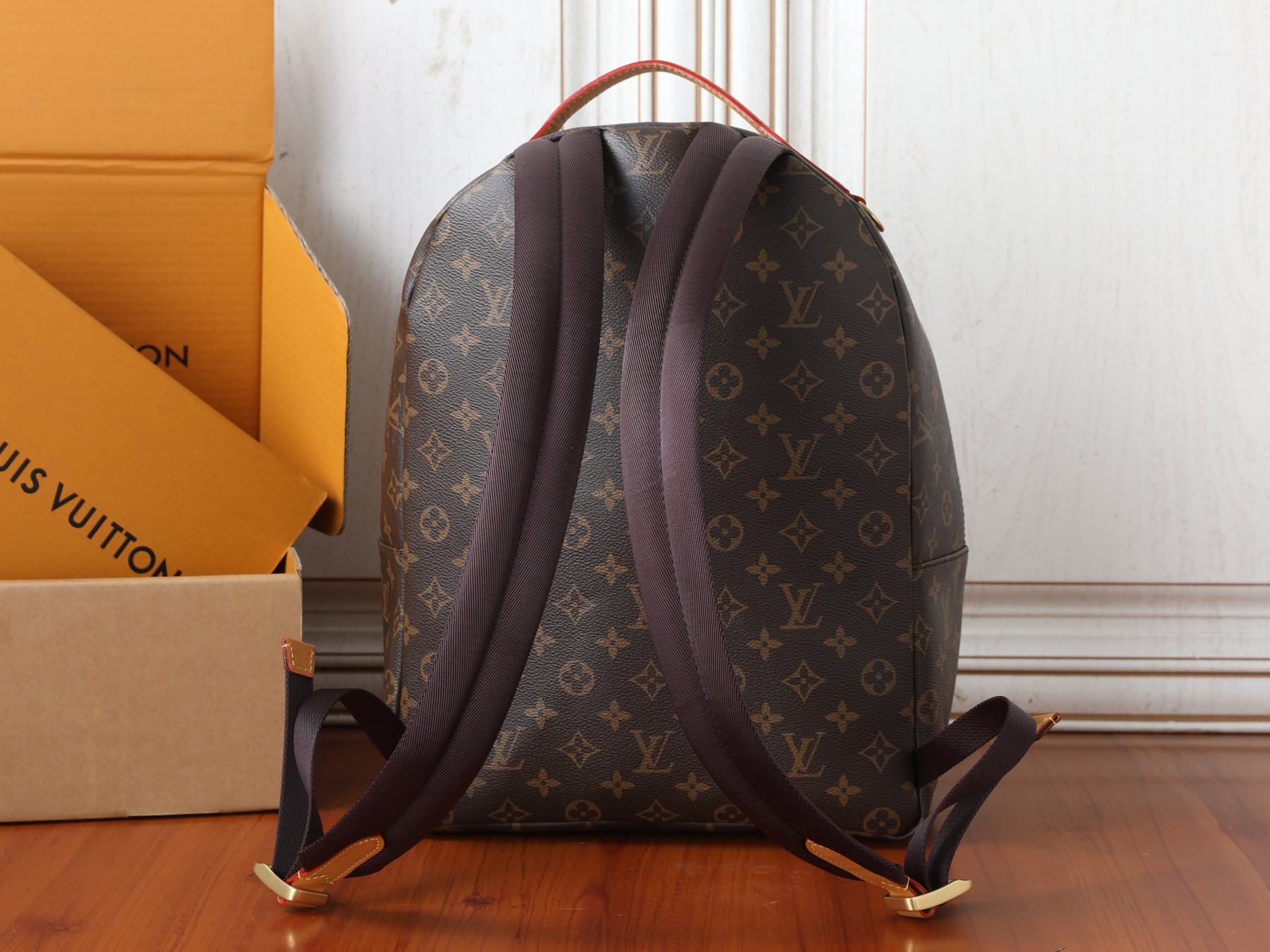 LV Discovery Cargo Backpack M25979 30 x 39 x 19 cm