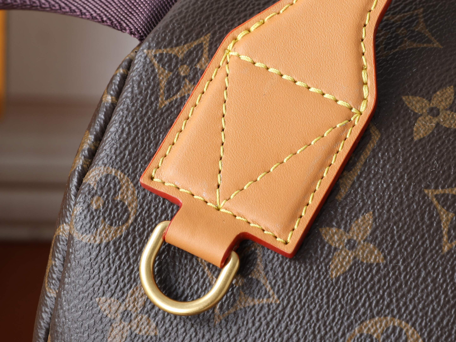 LV Discovery Cargo Backpack M25979 30 x 39 x 19 cm