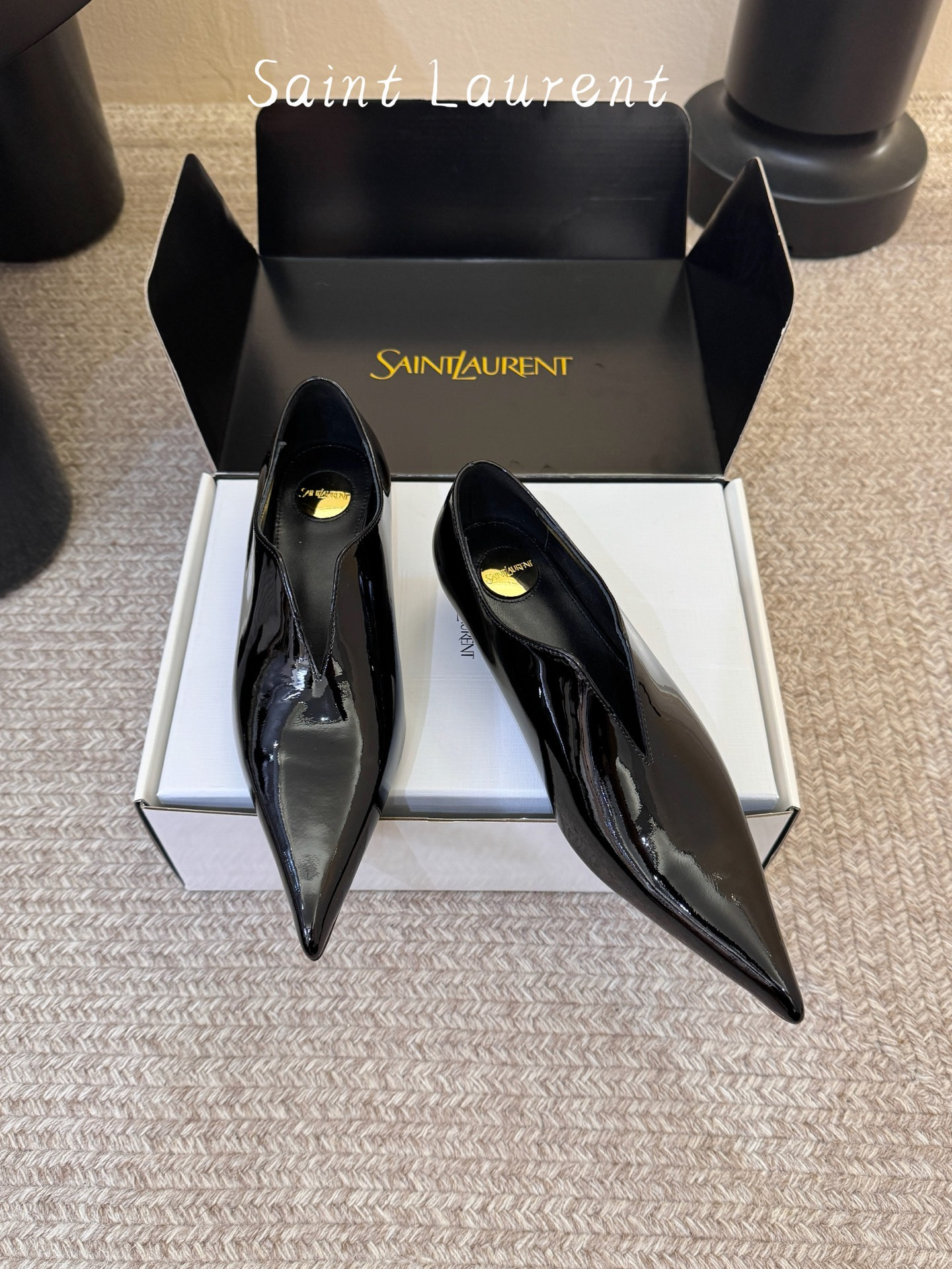 UA Y51 GASPAR Shoes in Patent Leather